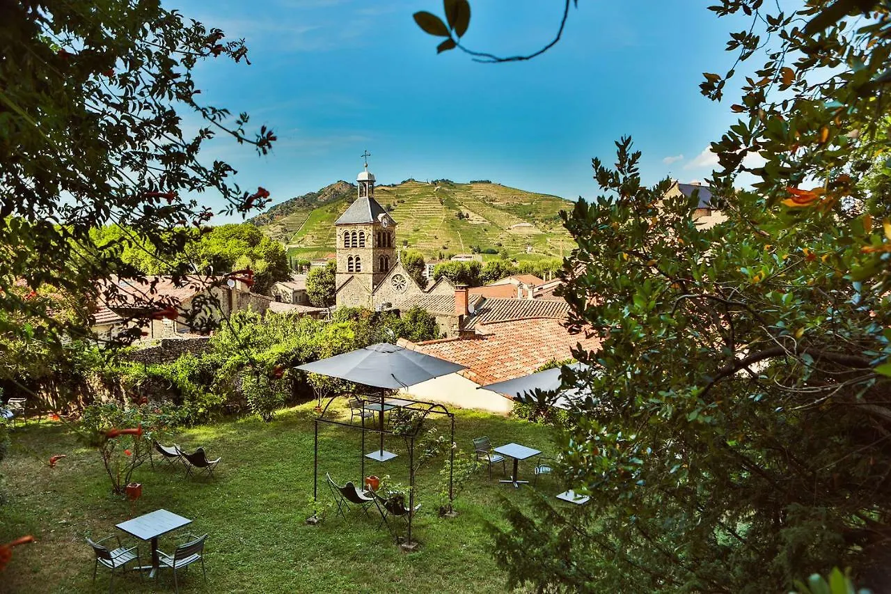 Hotel De La Villeon Tournon-sur-Rhone